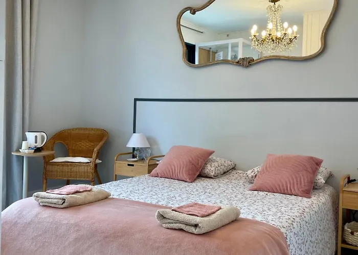 D Hôtes Du Vallon Chambretaud